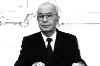 Dr. Hnusák